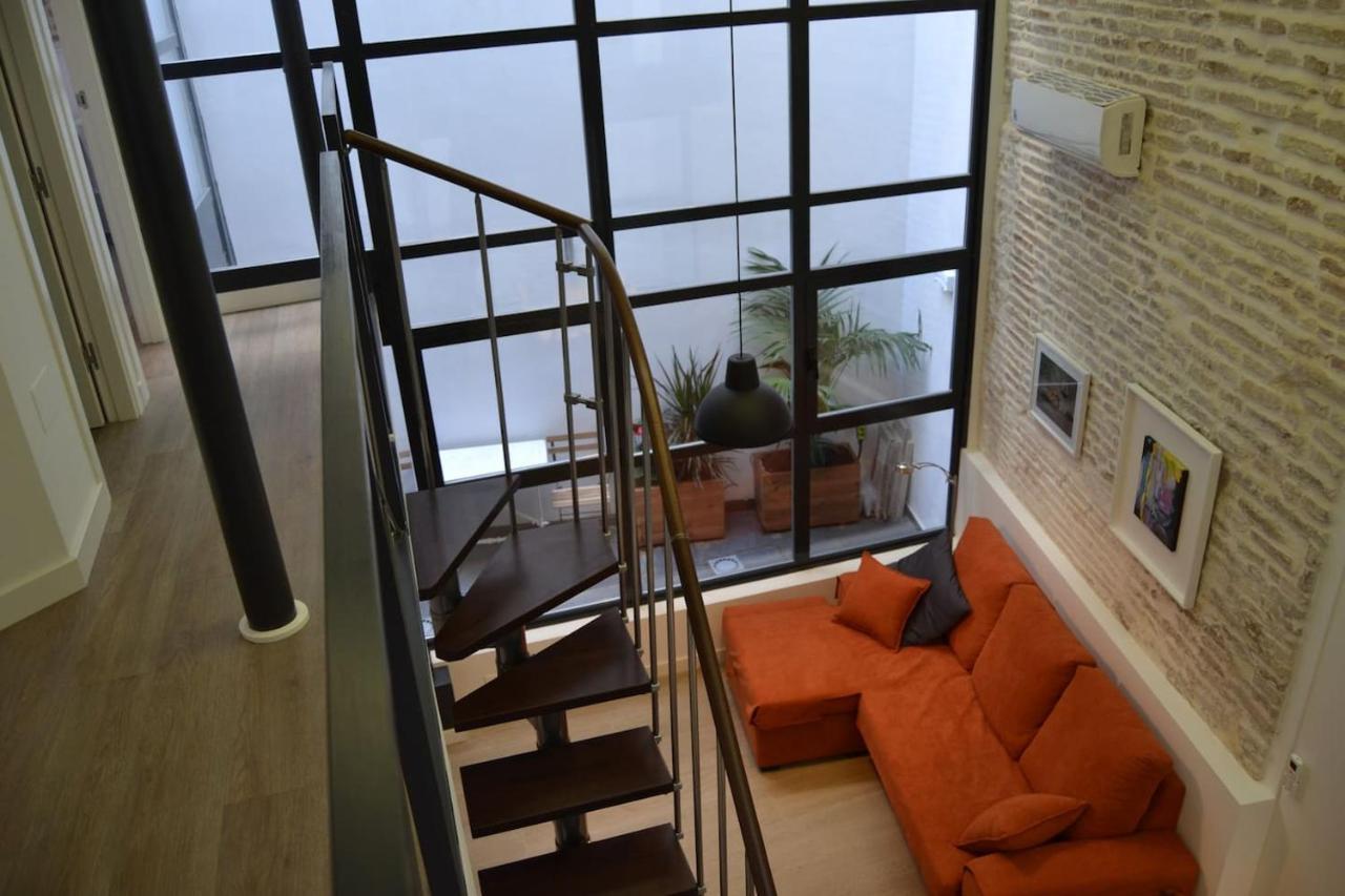 Duplex Alameda De Hercules Sevilla Buitenkant foto